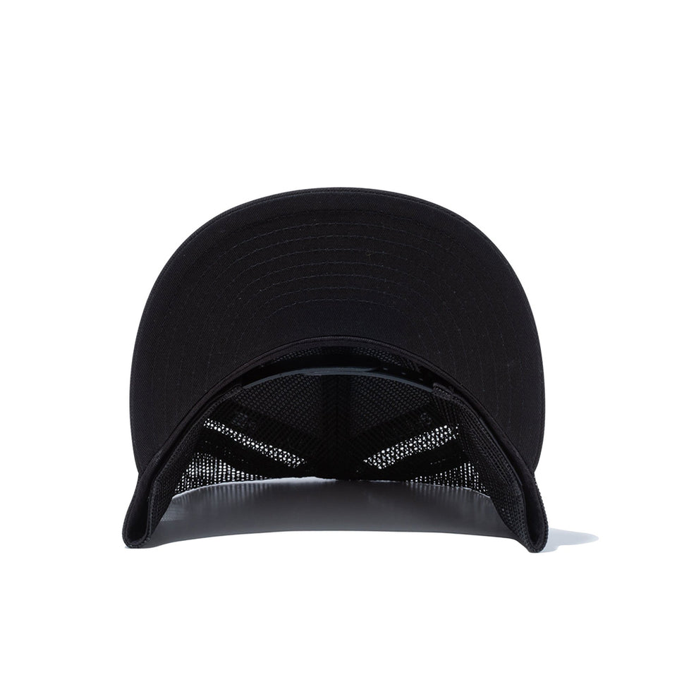 ホワイト ブラック トラッカーキャップ 9FIFTY トラッカー ボックスロゴ ブラック × ホワイト