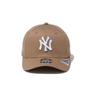 9FIFTY ストレッチスナップ ニューヨーク・ヤンキース カーキ × ホワイト | NEW ERA ニューエラ公式オンラインストア