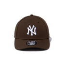 9FORTY ニューヨーク・ヤンキース ブラウン × ホワイト | NEW ERA ニューエラ公式オンラインストア