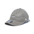 9THIRTY NEW ERA ミニロゴ ウォッシュドコットン ペブル × ホワイト | NEW ERA ニューエラ公式オンラインストア