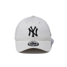 9TWENTY ニューヨーク・ヤンキース ウォッシュドコットン ストーン × ブラック | NEW ERA ニューエラ公式オンラインストア