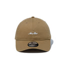 9TWENTY スクリプトロゴ ウォッシュドコットン カーキ × ホワイト | NEW ERA ニューエラ公式オンラインストア