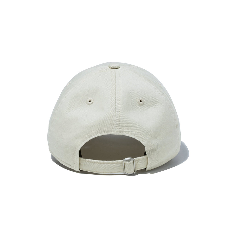 9TWENTY スクリプトロゴ ウォッシュドコットン アイボリー × ホワイト | NEW ERA ニューエラ公式オンラインストア