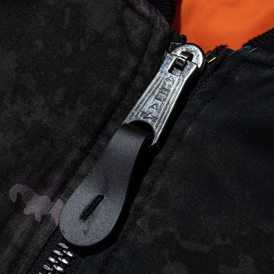 MA-1 ボンバージャケット Alpha Industries ニューヨーク・ヤンキース ブラックカモ