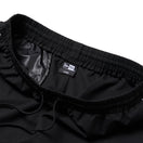 オーバーサイズド パイピング トラックパンツ ブラック/グレー | パフォーマンスアパレル - 14674816 - S | NEW ERA ニューエラ公式オンラインストア