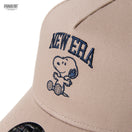 キッズ Youth 9FOURTY A-Frame PEANUTS ピーナッツ College Logo アッシュブラウン | NEW ERA ニューエラ公式オンラインストア