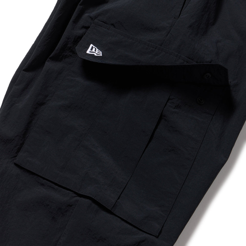 オーバーサイズド ナイロン カーゴパンツ ブラック - 14682661 - S | NEW ERA ニューエラ公式オンラインストア