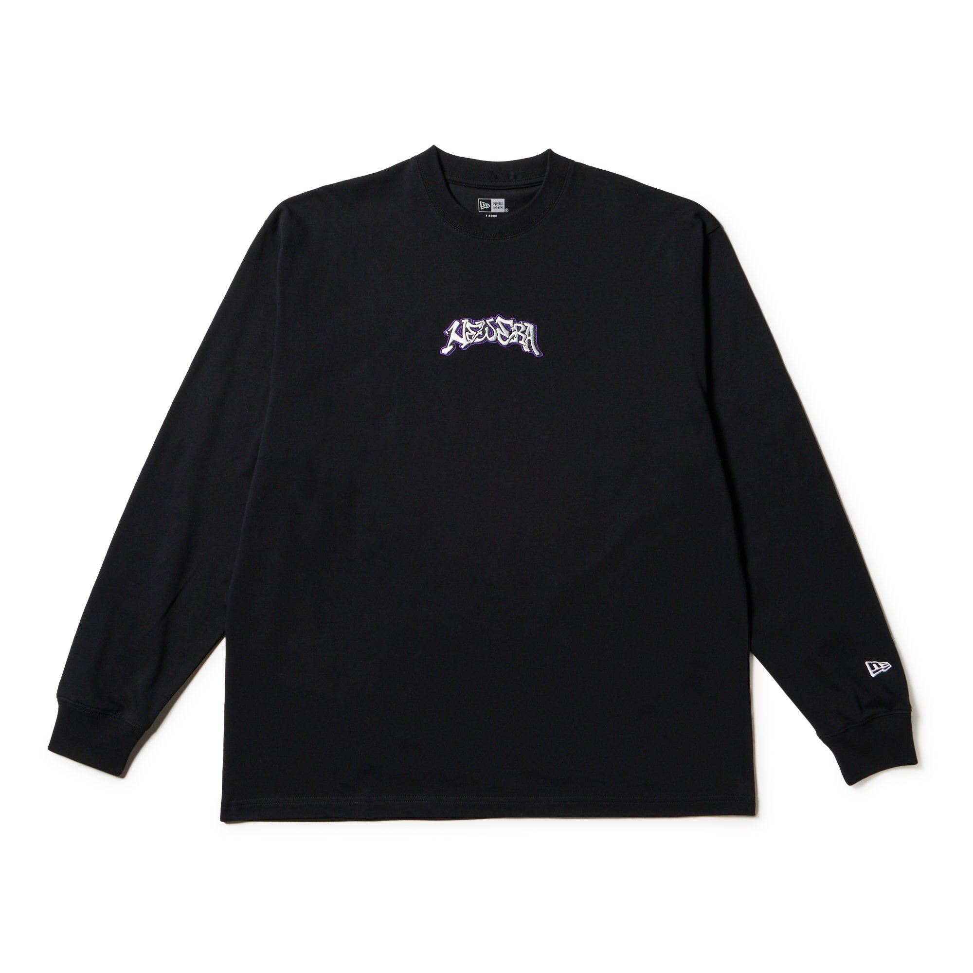 黒い長袖トップス 長袖 オーバーサイズド Tシャツ Slowup Logo ブラック | ニューエラ