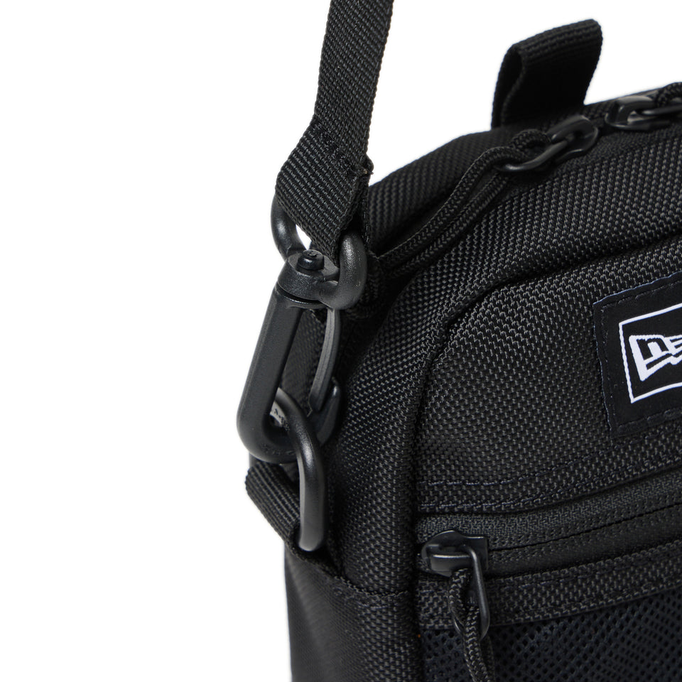 ショルダーポーチ 1.7L PlayStation プレイステーション | NEW ERA ニューエラ公式オンラインストア