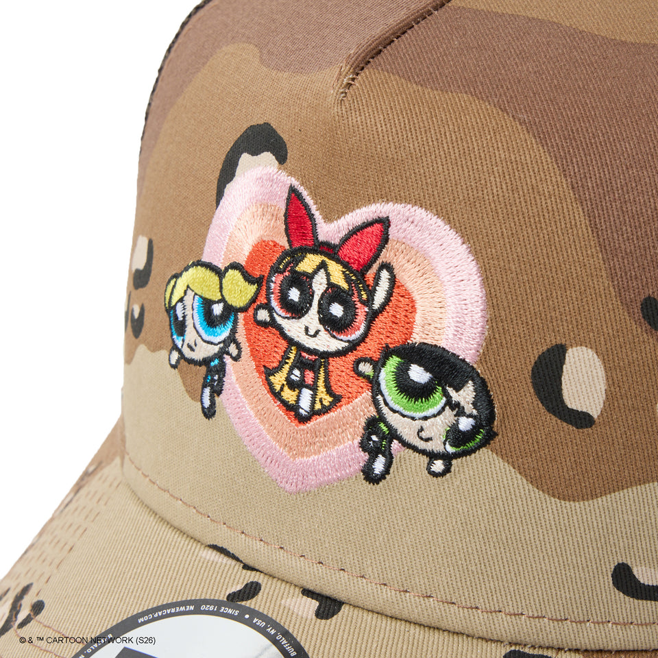 9FORTY A-Frame Trucker The Powerpuff Girls パワーパフ ガールズ ハート デザートカモ | NEW ERA ニューエラ公式オンラインストア