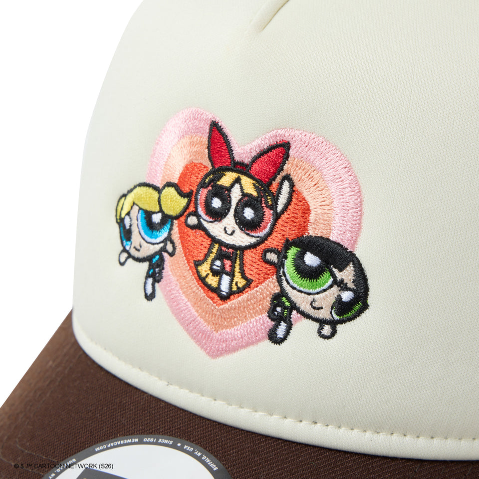 9FORTY A-Frame Trucker The Powerpuff Girls パワーパフ ガールズ ハート クロームホワイト/バーントウッド | NEW ERA ニューエラ公式オンラインストア