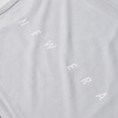 Women's 半袖 テック Tシャツ ショートレングス カッティング デザイン ライトグレー | パフォーマンスアパレル | NEW ERA ニューエラ公式オンラインストア