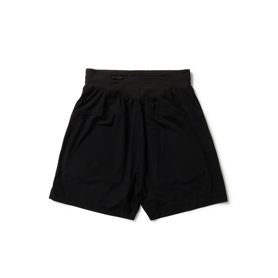 Women's ショート パンツ ブラック｜パフォーマンスアパレル | NEW ERA ニューエラ公式オンラインストア