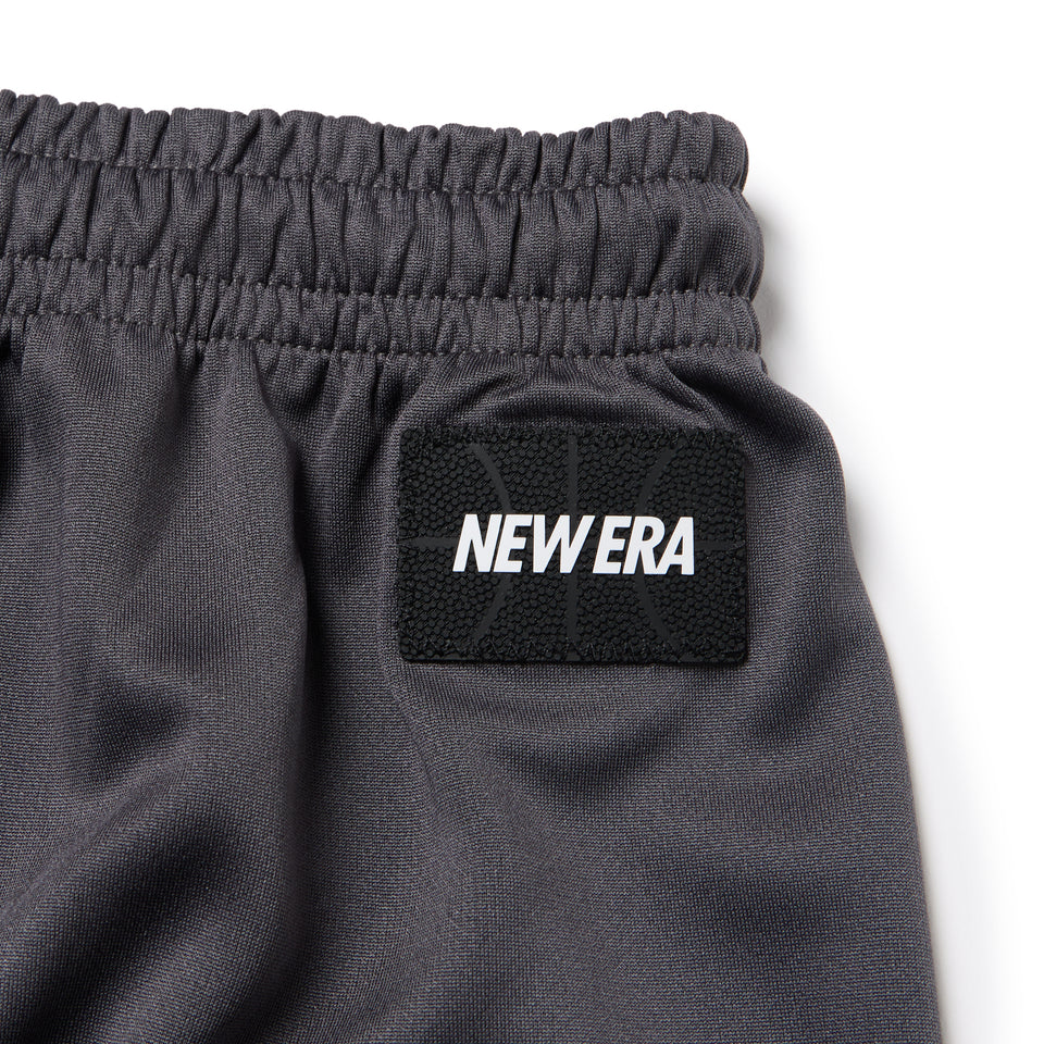 バスケットボール プラクティス テック ショーツ チャコールグレー｜パフォーマンスアパレル | NEW ERA ニューエラ公式オンラインストア