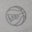 バスケットボール プラクティス 半袖 テック Tシャツ グレー｜パフォーマンスアパレル | NEW ERA ニューエラ公式オンラインストア