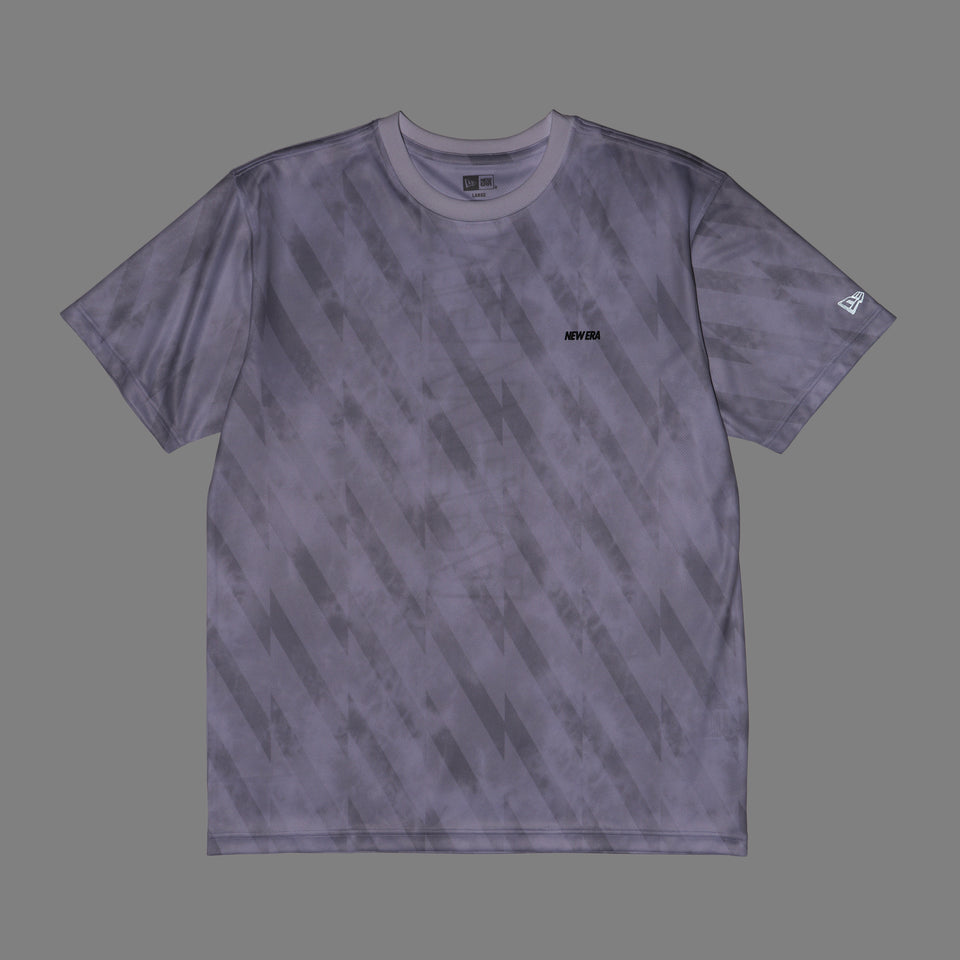 半袖 テックTシャツ タイダイ Allover Wordmark Logo ホワイト | パフォーマンスアパレル | NEW ERA ニューエラ公式オンラインストア