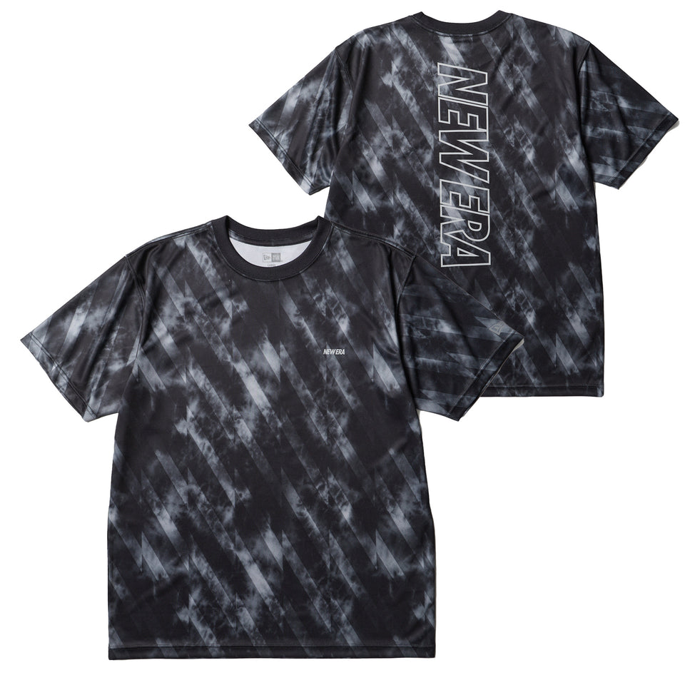 半袖 テックTシャツ タイダイ Allover Wordmark Logo ブラック | パフォーマンスアパレル