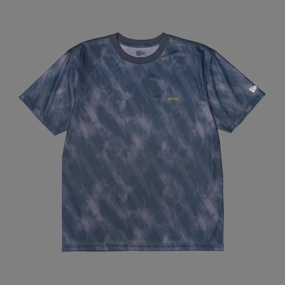 半袖 テックTシャツ タイダイ Allover Wordmark Logo ブルーグレー | パフォーマンスアパレル | NEW ERA ニューエラ公式オンラインストア