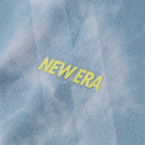 半袖 テックTシャツ タイダイ Allover Wordmark Logo ブルーグレー | パフォーマンスアパレル | NEW ERA ニューエラ公式オンラインストア