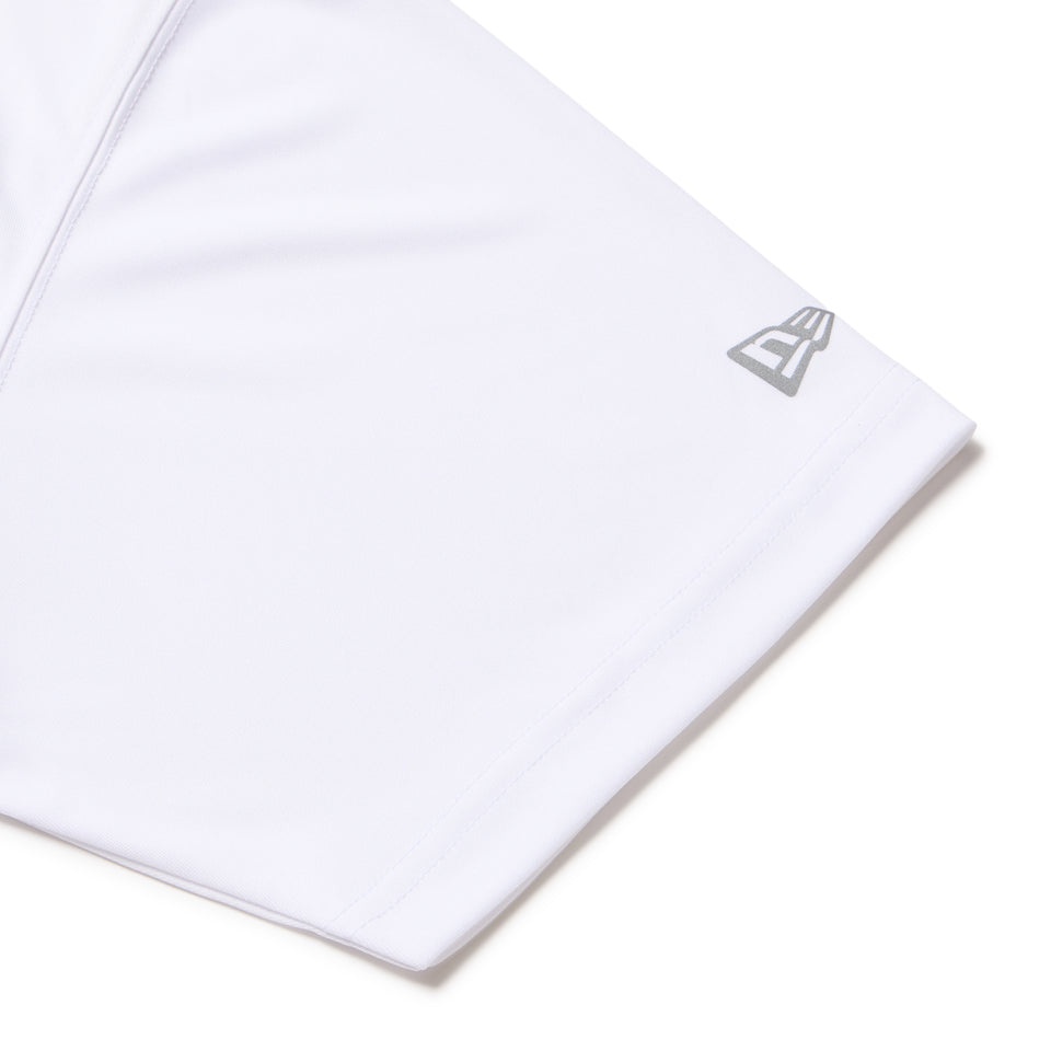 半袖 ラッシュTシャツ Vertical Logo ホワイト | パフォーマンスアパレル | NEW ERA ニューエラ公式オンラインストア