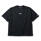 半袖 オーバーサイズド パフォーマンスTシャツ Overlap Logo ブラック | パフォーマンスアパレル | NEW ERA ニューエラ公式オンラインストア