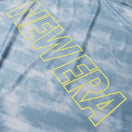 スリーブレス テックTシャツ タイダイ Allover Wordmark Logo ブルーグレー | パフォーマンスアパレル | NEW ERA ニューエラ公式オンラインストア