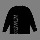 長袖 テック Tシャツ バーティカルロゴ ブラック｜パフォーマンスアパレル | NEW ERA ニューエラ公式オンラインストア