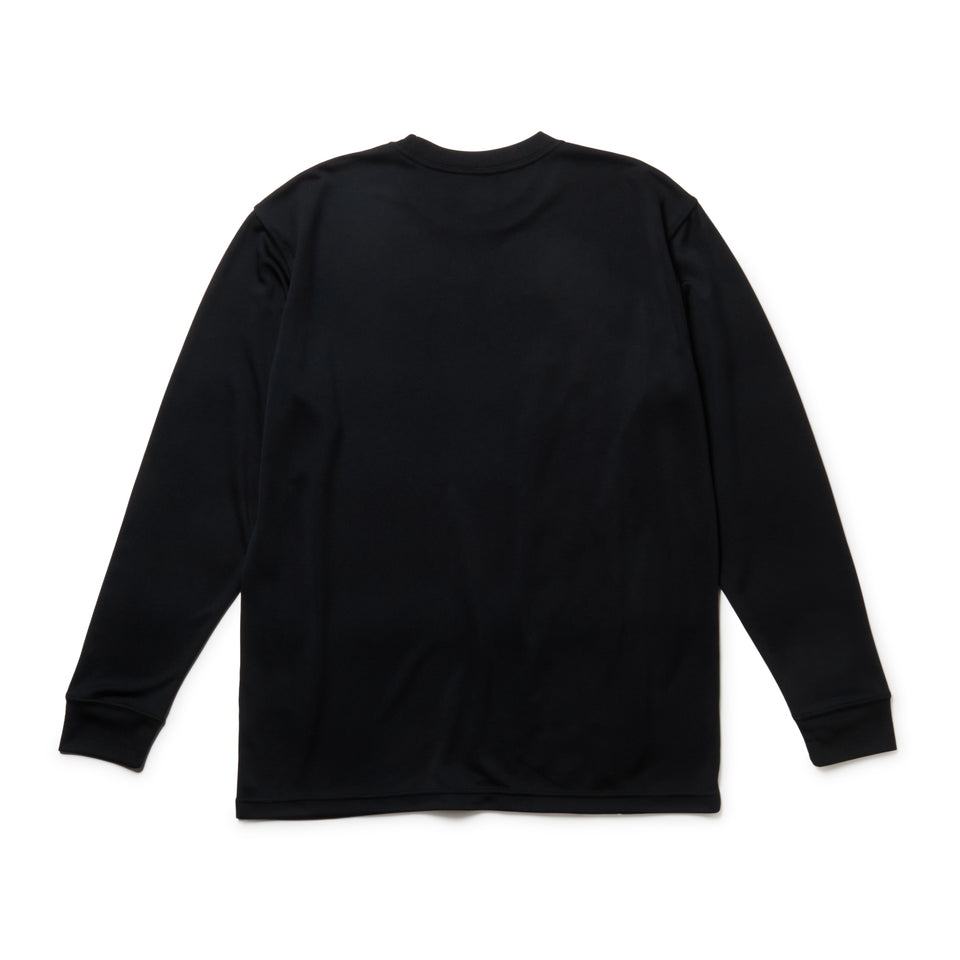 長袖 テック Tシャツ バーティカルロゴ ブラック｜パフォーマンスアパレル | NEW ERA ニューエラ公式オンラインストア