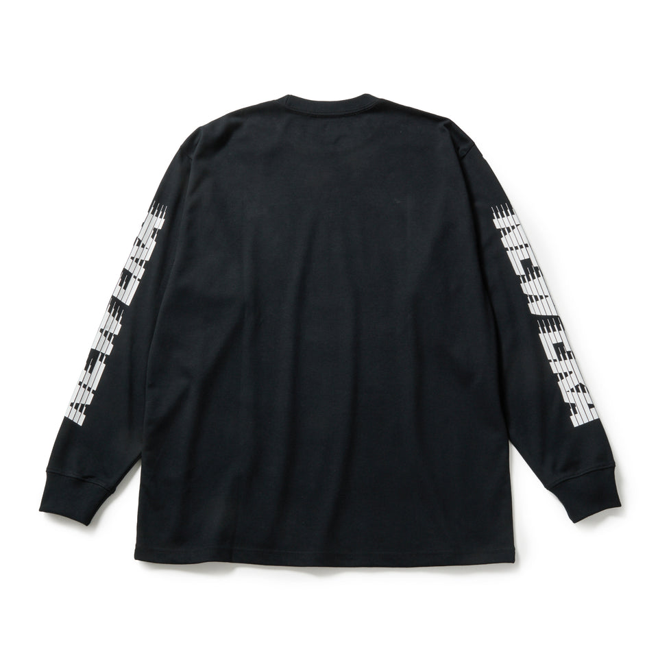 長袖 パフォーマンス Tシャツ Flash Logo ブラック｜パフォーマンスアパレル | NEW ERA ニューエラ公式オンラインストア