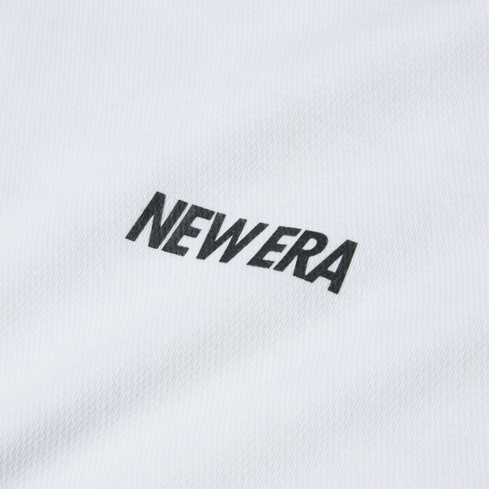 長袖 オーバーサイズド パフォーマンス Tシャツ Overlap Logo ホワイト｜パフォーマンスアパレル | NEW ERA ニューエラ公式オンラインストア