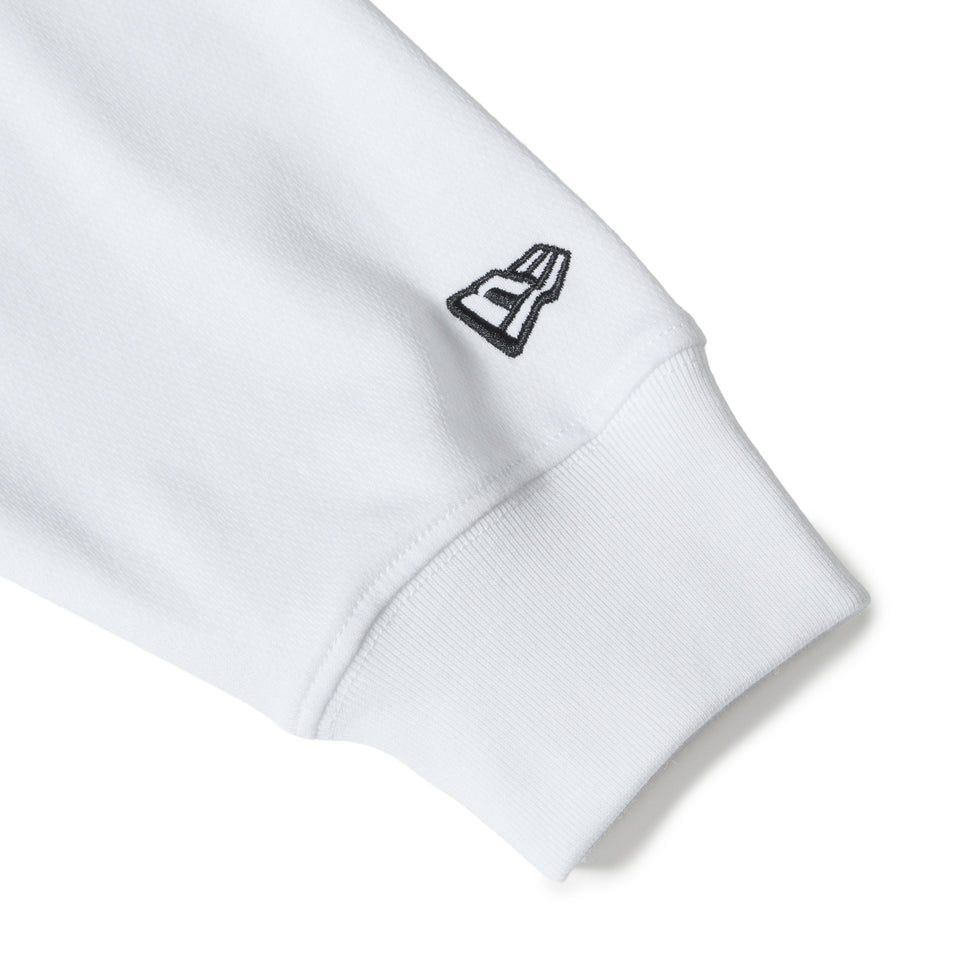 長袖 オーバーサイズド パフォーマンス Tシャツ Overlap Logo ホワイト｜パフォーマンスアパレル | NEW ERA ニューエラ公式オンラインストア