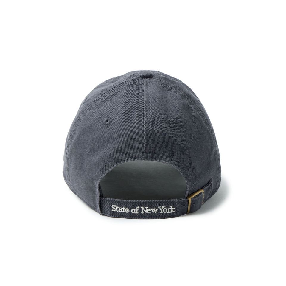 カジュアルクラシック Strap Logo グラファイト | NEW ERA ニューエラ公式オンラインストア