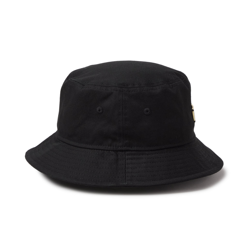 バケット01 Metal Plate メタルプレート  ブラック / メタリックゴールド  | NEW ERA ニューエラ公式オンラインストア