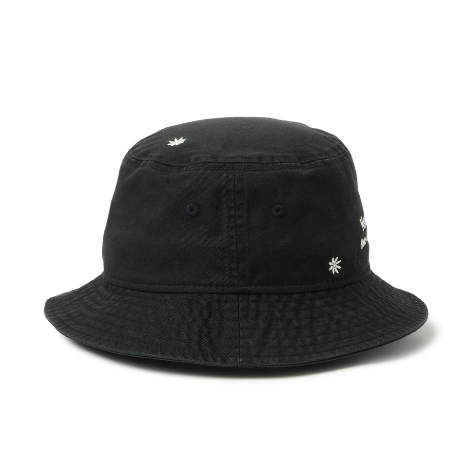 バケット01 Flower Embroidery ブラック | NEW ERA ニューエラ公式オンラインストア