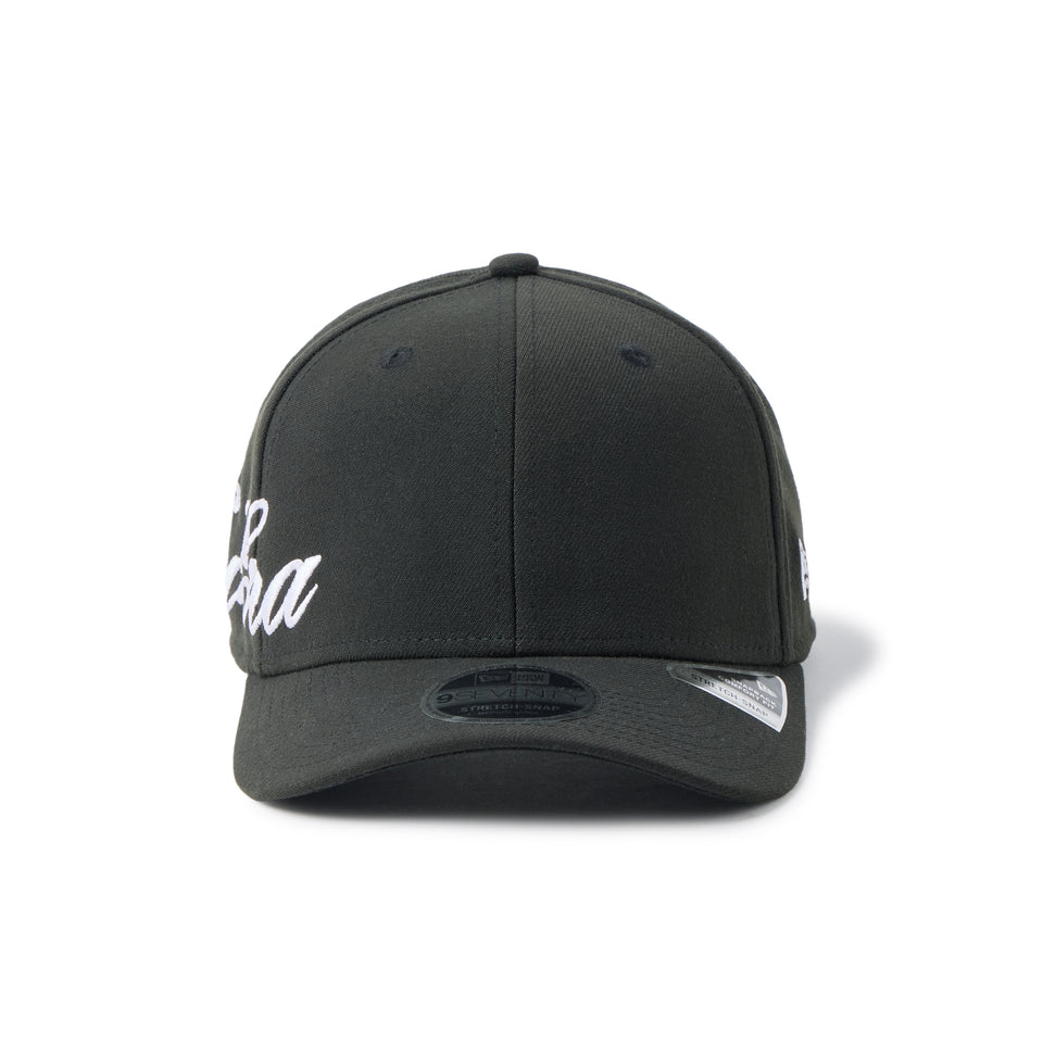 9SEVENTY Stretch Series Big Script Logo ブラック | NEW ERA ニューエラ公式オンラインストア