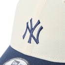 9FORTY MLB Beige Sweat Band ニューヨーク・ヤンキース  クロームホワイト/ナイトシフトネイビー | NEW ERA ニューエラ公式オンラインストア