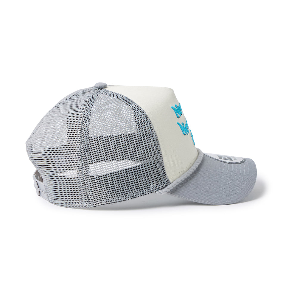 9FORTY A-Frameトラッカー Wave Logo クロームホワイト/グレー | NEW ERA ニューエラ公式オンラインストア