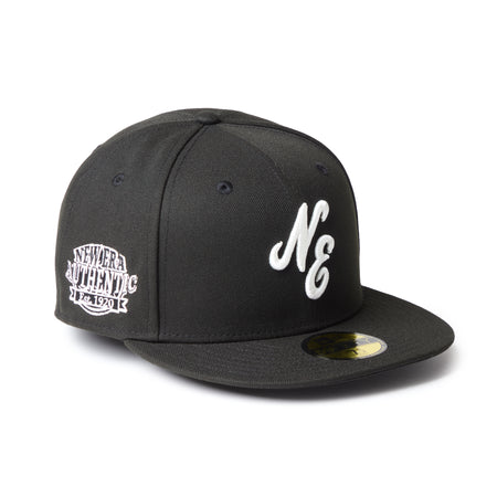 59FIFTY クラシックロゴ ブラック | ニューエラオンラインストア