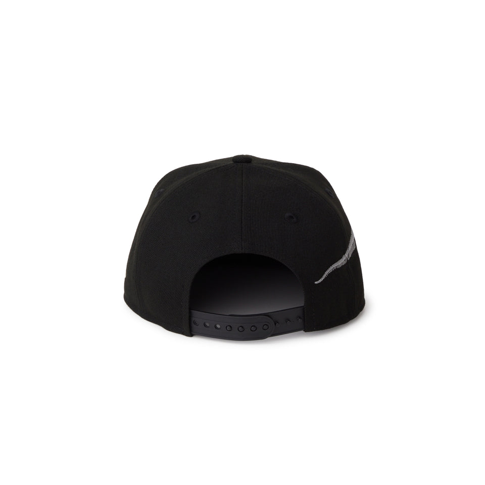 キッズ Youth 9FIFTY Tyrannosaurus ティラノサウルス 化石 ブラック｜ニューエラ公式オンラインストア