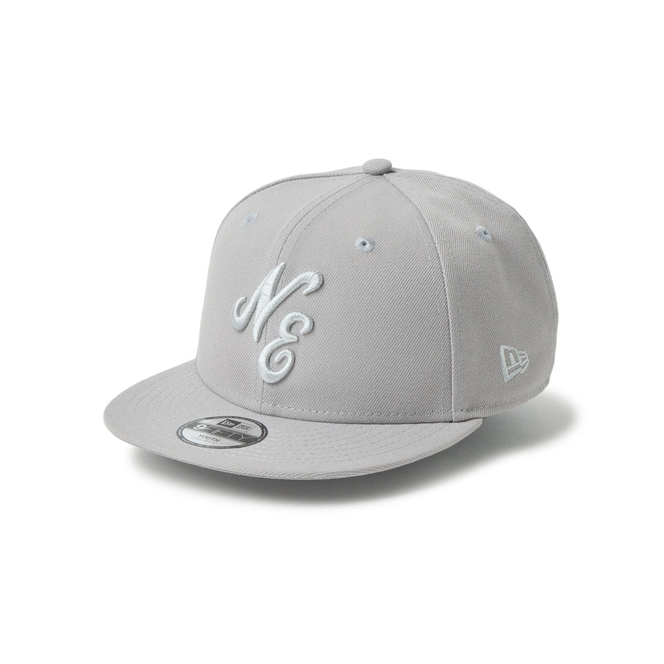 キッズ Youth 9FIFTY Tonal Logo クラシックロゴ グレー | NEW ERA ニューエラ公式オンラインストア