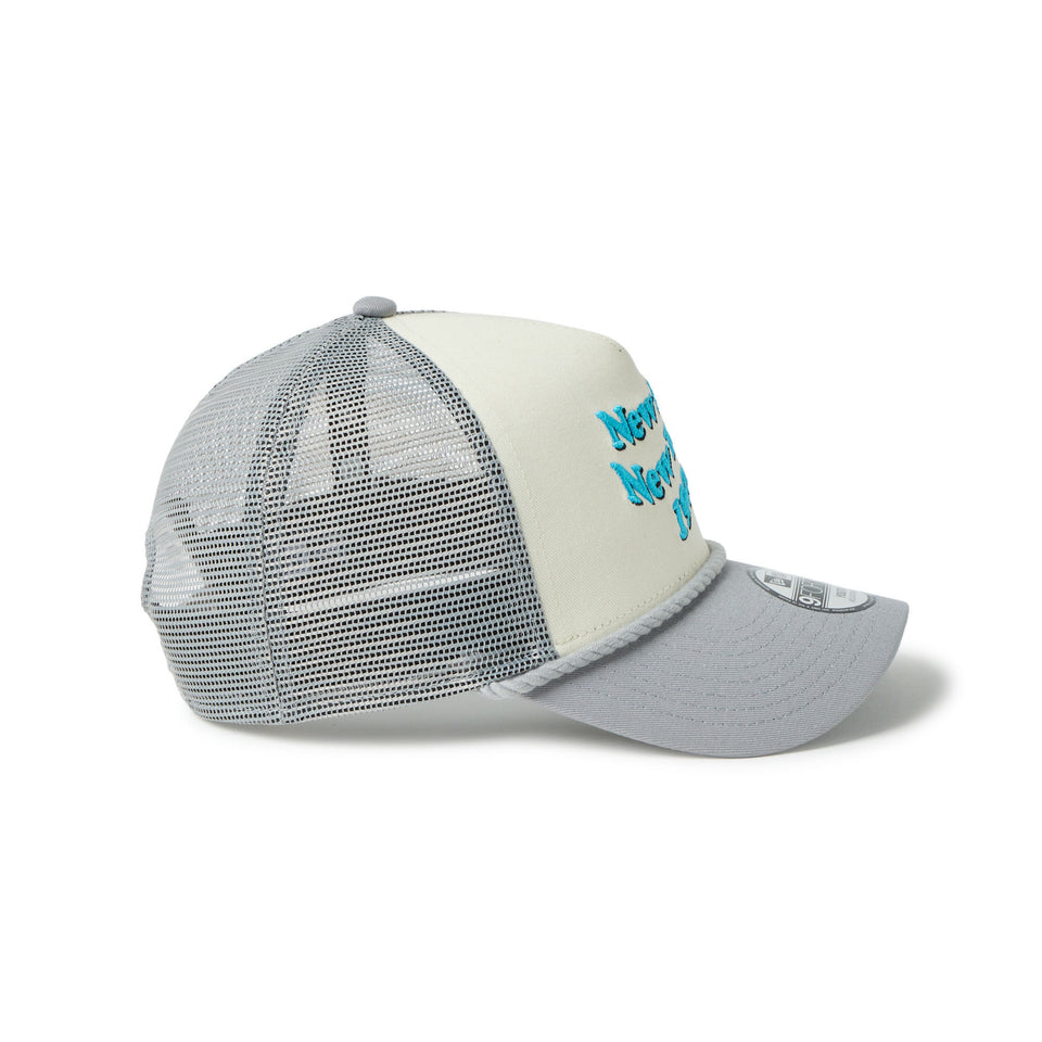 キッズ Youth 9FORTY A-Frameトラッカー Wave Logo クロームホワイト/グレー | NEW ERA ニューエラ公式オンラインストア