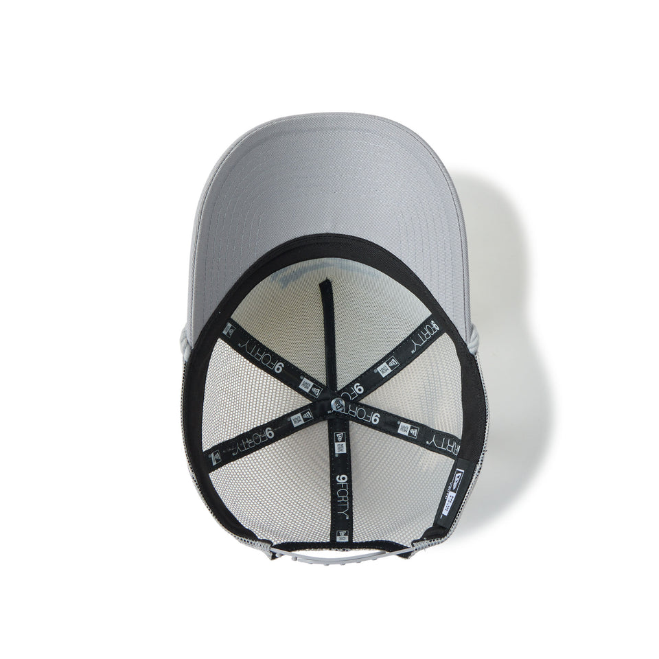 キッズ Youth 9FORTY A-Frameトラッカー Wave Logo クロームホワイト/グレー | NEW ERA ニューエラ公式オンラインストア