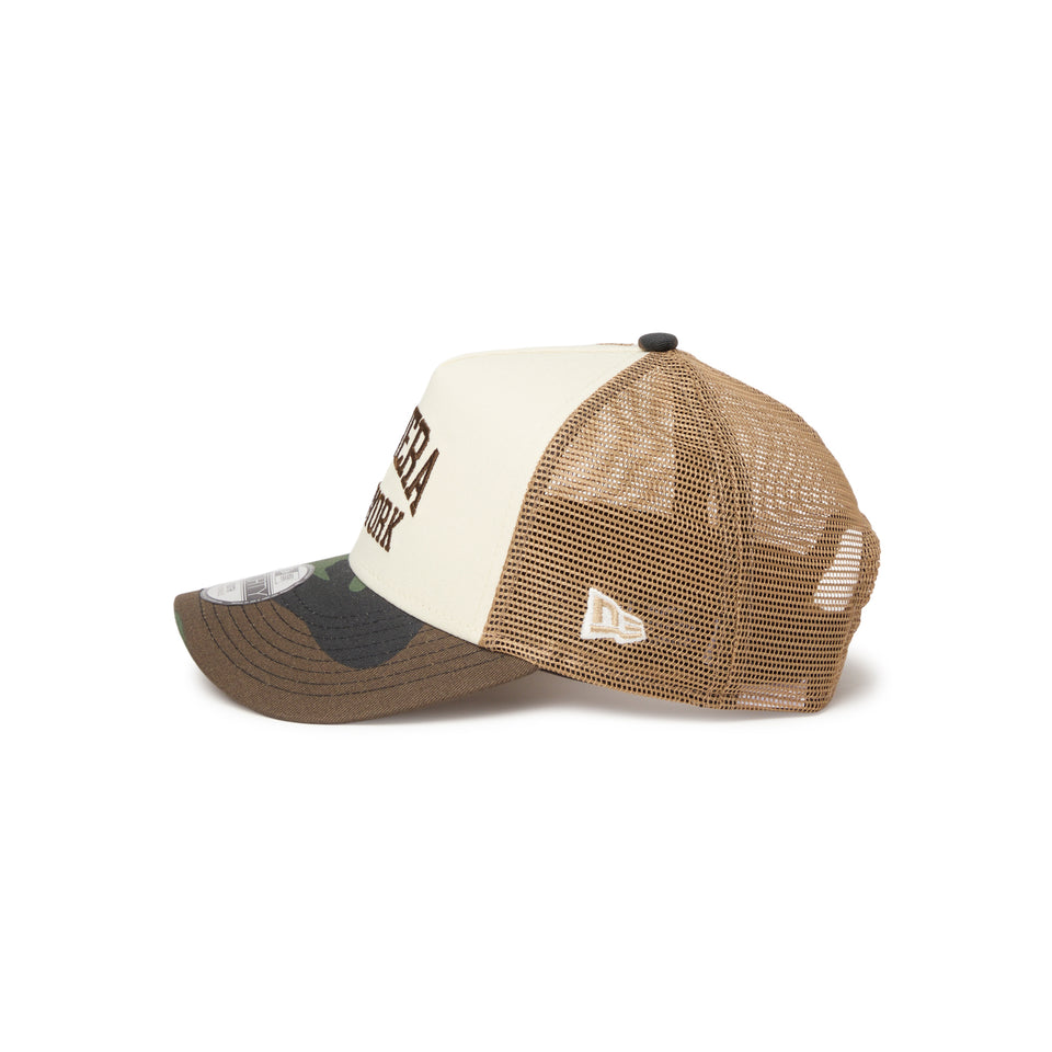 キッズ Youth 9FORTY A-Frame トラッカー College Logo クロームホワイト/カーキ/ウッドランドカモ | NEW ERA ニューエラ公式オンラインストア