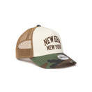 キッズ Youth 9FORTY A-Frame トラッカー College Logo クロームホワイト/カーキ/ウッドランドカモ | NEW ERA ニューエラ公式オンラインストア