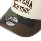 キッズ Youth 9FORTY A-Frame トラッカー College Logo クロームホワイト/カーキ/ウッドランドカモ | NEW ERA ニューエラ公式オンラインストア
