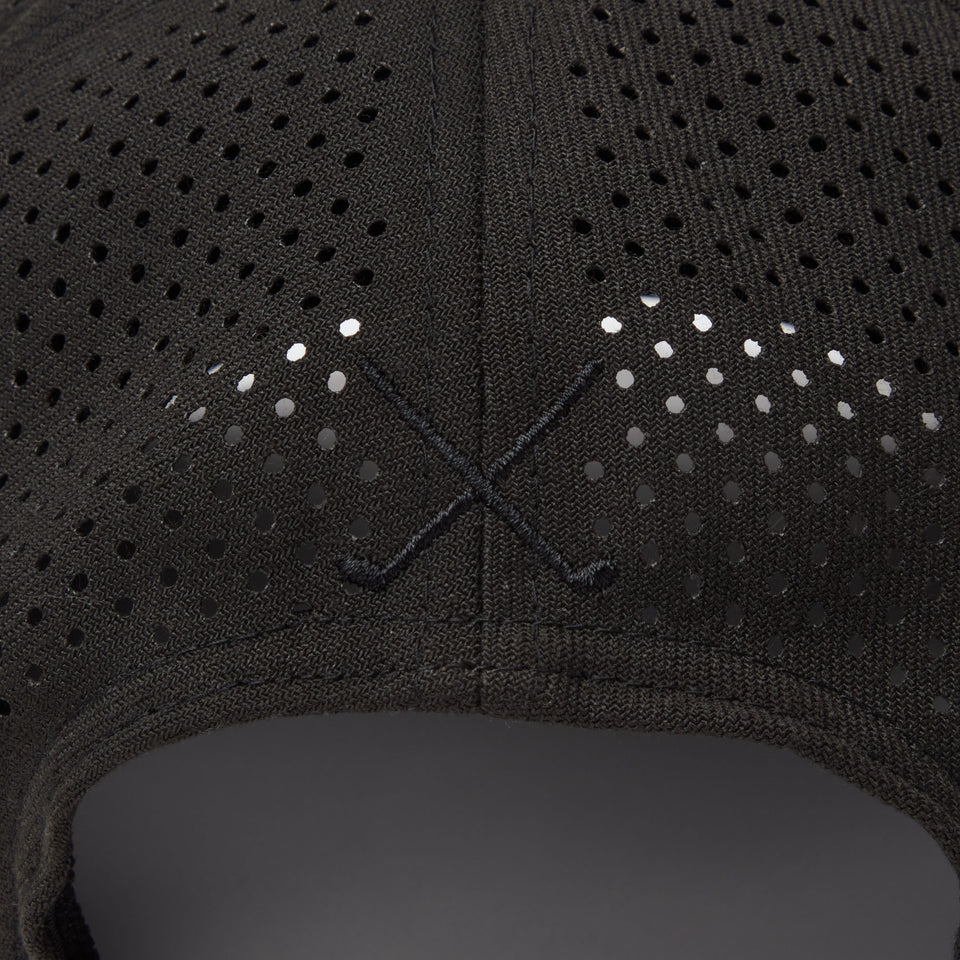9SEVENTY ストレッチスナップ Laser Perforated ブラック｜ゴルフ | NEW ERA ニューエラ公式オンラインストア