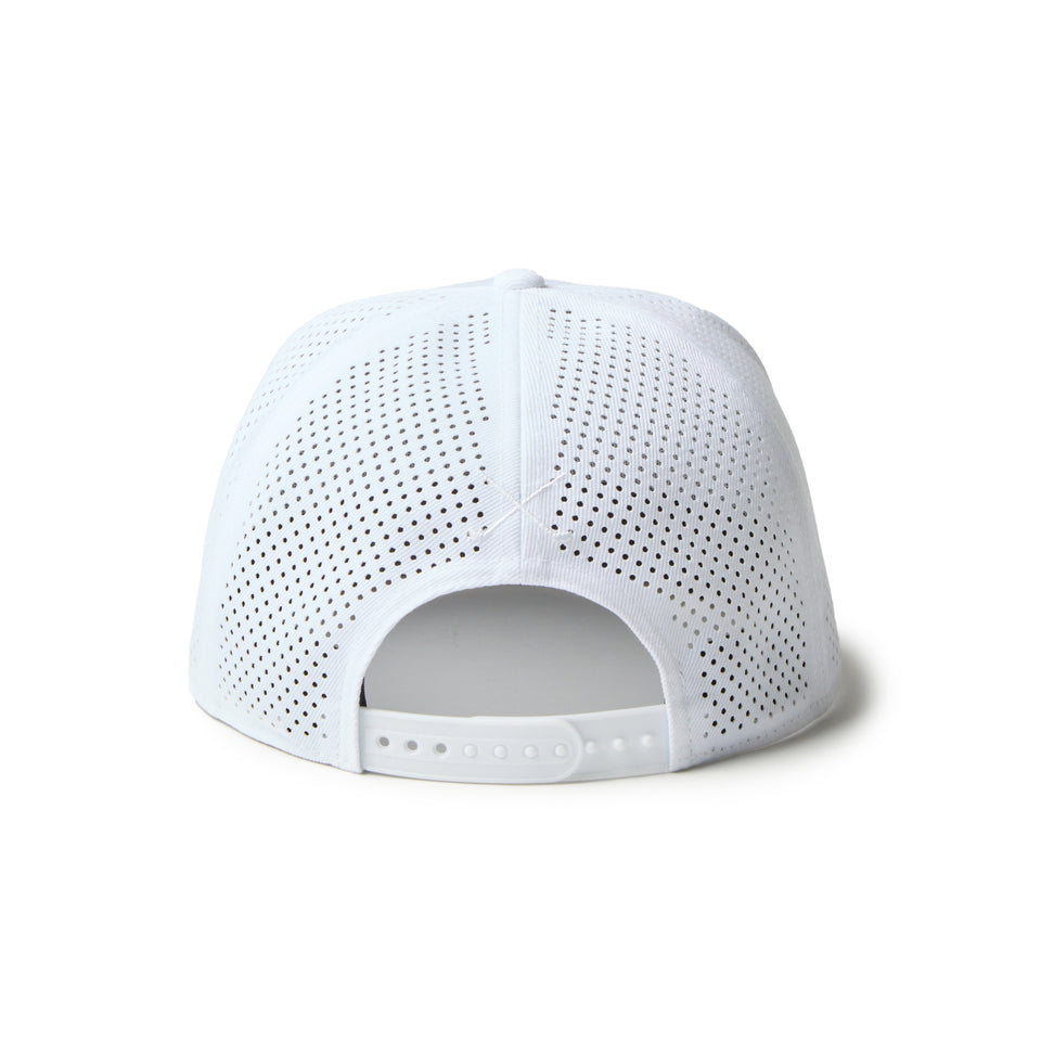9FIFTY レーザーパーフォレーション Box Logo ボックスロゴ ホワイト | ゴルフ | NEW ERA ニューエラ公式オンラインストア