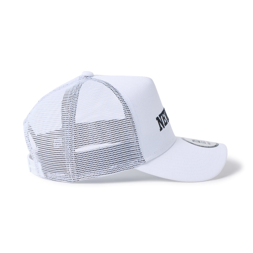 9FORTY A-Frame トラッカー Italic Logo ホワイト｜ゴルフ | NEW ERA ニューエラ公式オンラインストア