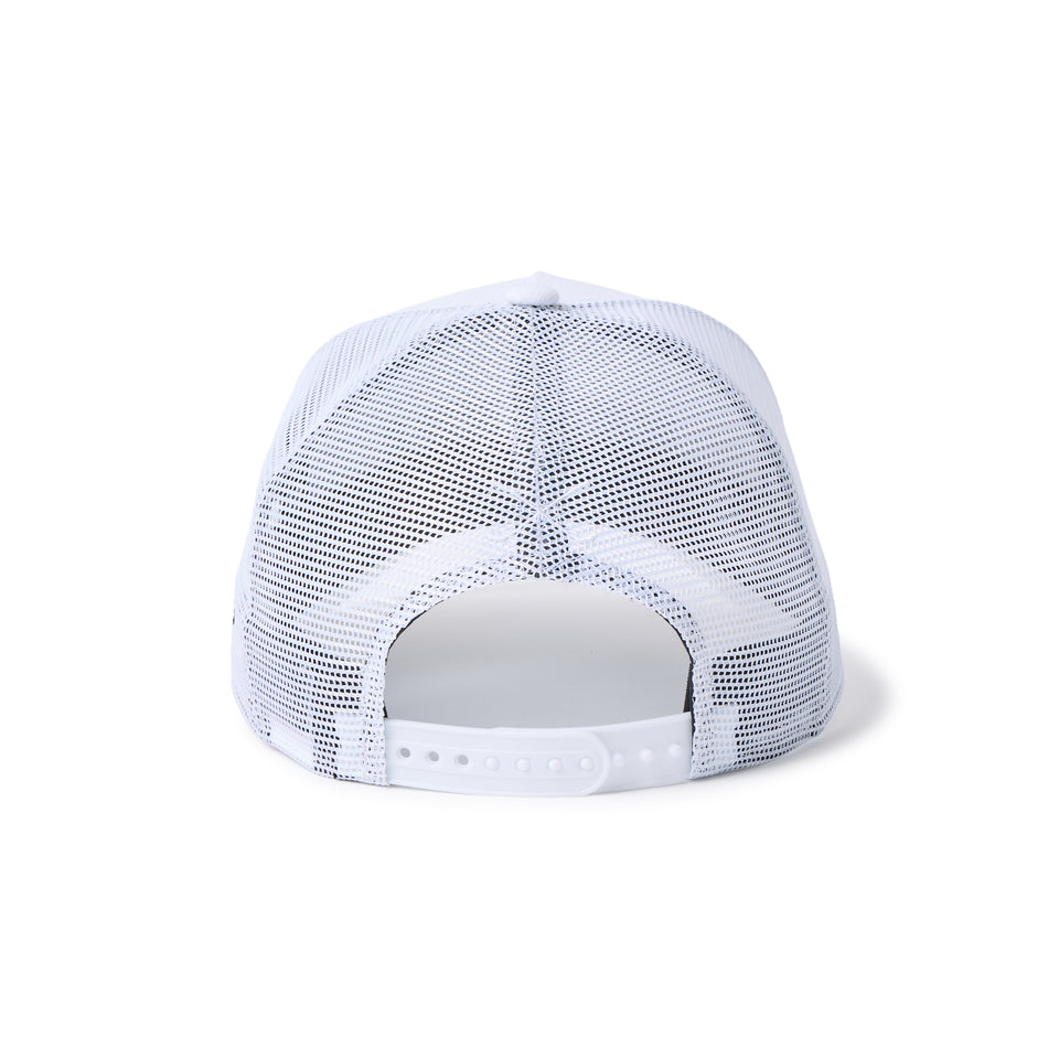 9FORTY A-Frame トラッカー Italic Logo ホワイト｜ゴルフ | NEW ERA ニューエラ公式オンラインストア