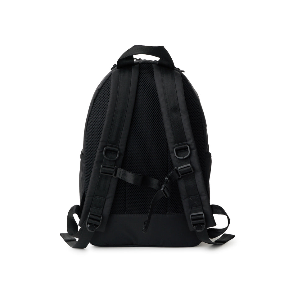キッズ Youth ライトパック 18L NEW ERAロゴ ブラック  リフレクトシルバー | NEW ERA ニューエラ公式オンラインストア